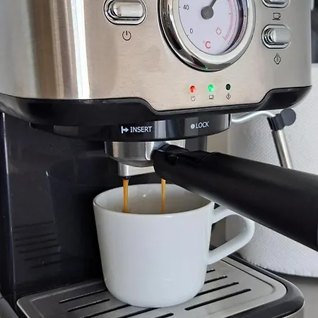 Kyklamino - Unique With Stunning Seaview Willa