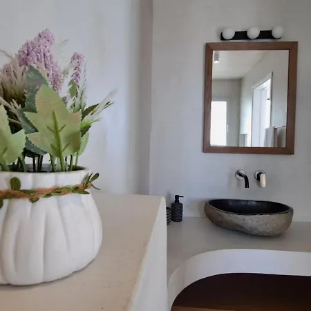 Kyklamino - Unique With Stunning Seaview *