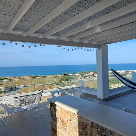 Kyklamino - Unique With Stunning Seaview