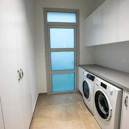 Willa Kyklamino - Unique With Stunning Seaview Klorakas