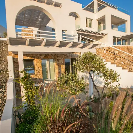 Willa Kyklamino - Unique With Stunning Seaview Klorakas