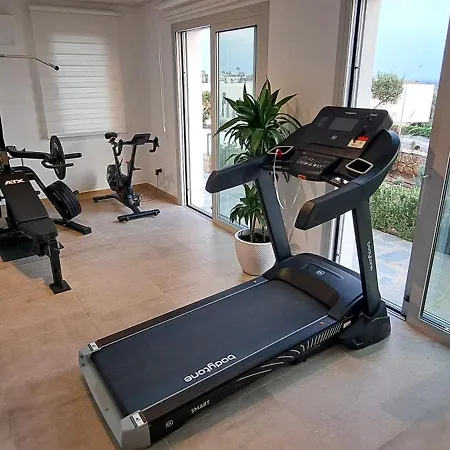 Willa Kyklamino - Unique With Stunning Seaview