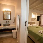 Villa Kyklamino - Unique With Stunning Seaview Klorakas