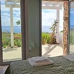 Kyklamino - Unique With Stunning Seaview Klorakas