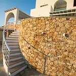 Villa Kyklamino - Unique With Stunning Seaview