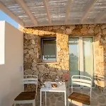 Villa Kyklamino - Unique With Stunning Seaview Klorakas
