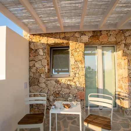 Villa Kyklamino - Unique With Stunning Seaview Klorakas