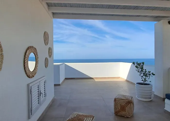 Kyklamino - Unique With Stunning Seaview Villa