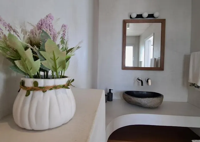 Kyklamino - Unique With Stunning Seaview *