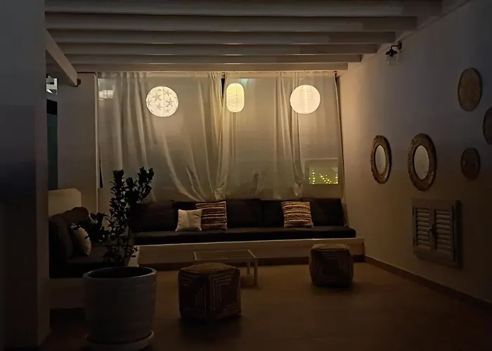 Kyklamino - Unique With Stunning Seaview