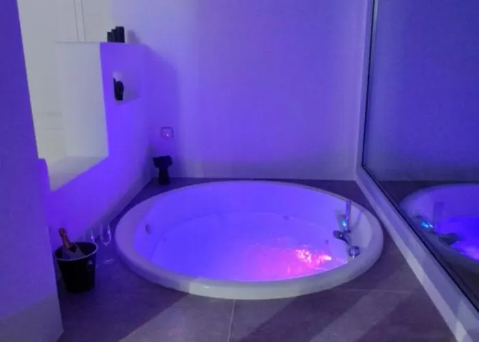 Kyklamino - Unique With Stunning Seaview *