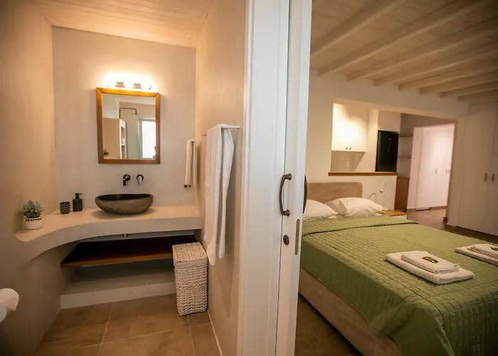 Villa Kyklamino - Unique With Stunning Seaview Klorakas