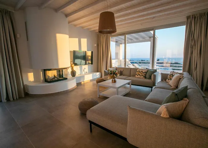 Villa Kyklamino - Unique With Stunning Seaview Klorakas