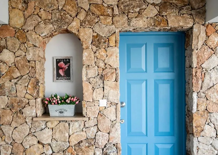 Kyklamino - Unique With Stunning Seaview Klorakas