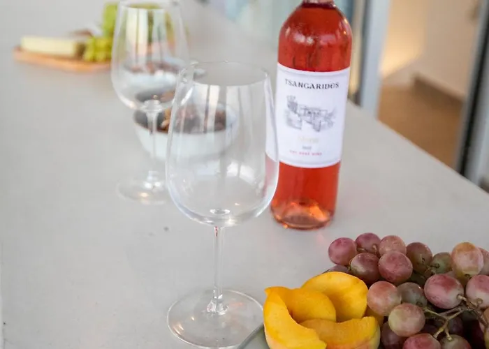 Kyklamino - Unique With Stunning Seaview